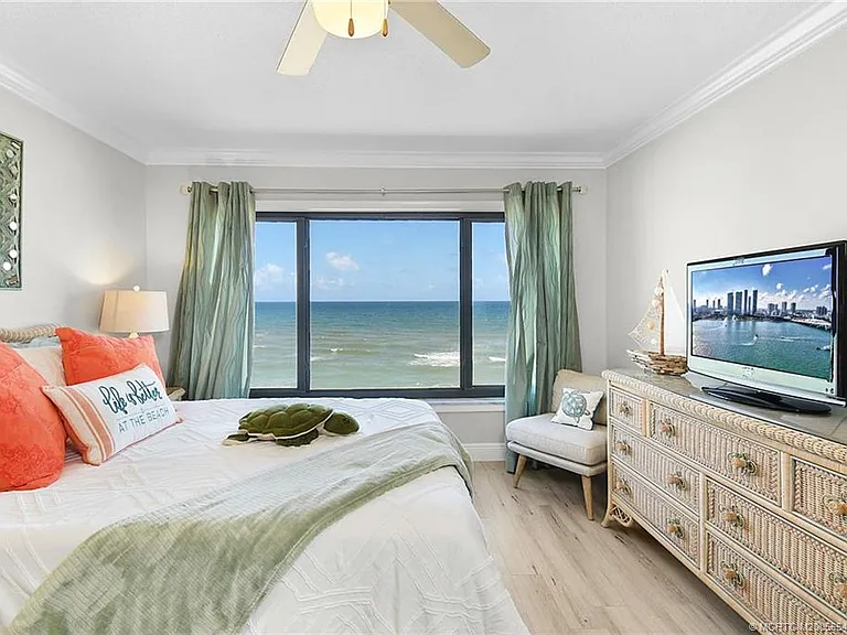 10310 S Ocean Dr #504 — Photo 21