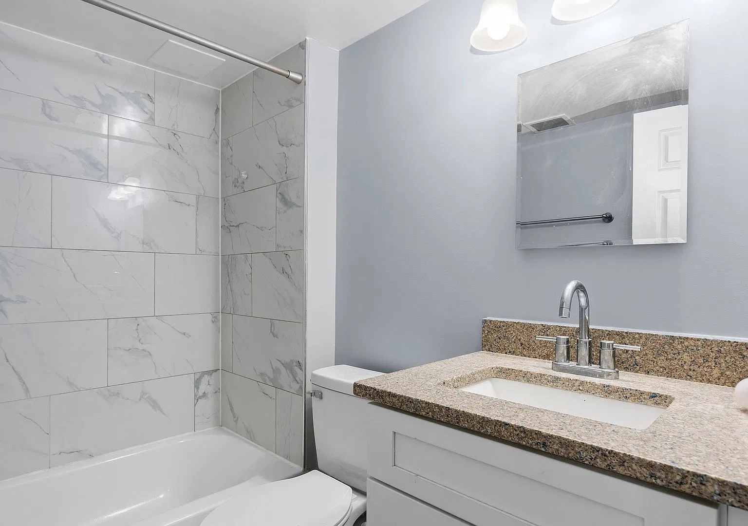 3 bed, 700 sqft, $2,600 — Photo 4