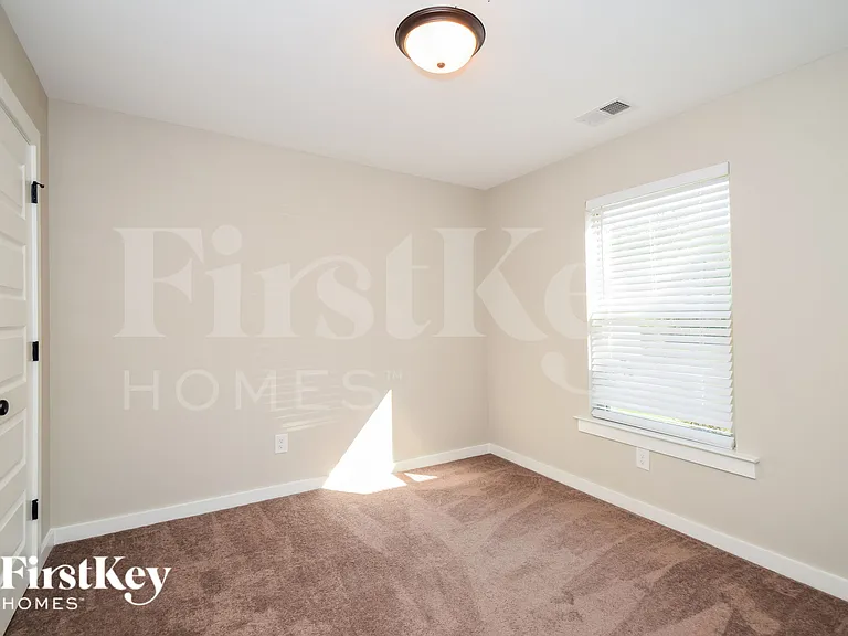 583 Kincaid Cove Ln — Photo 15