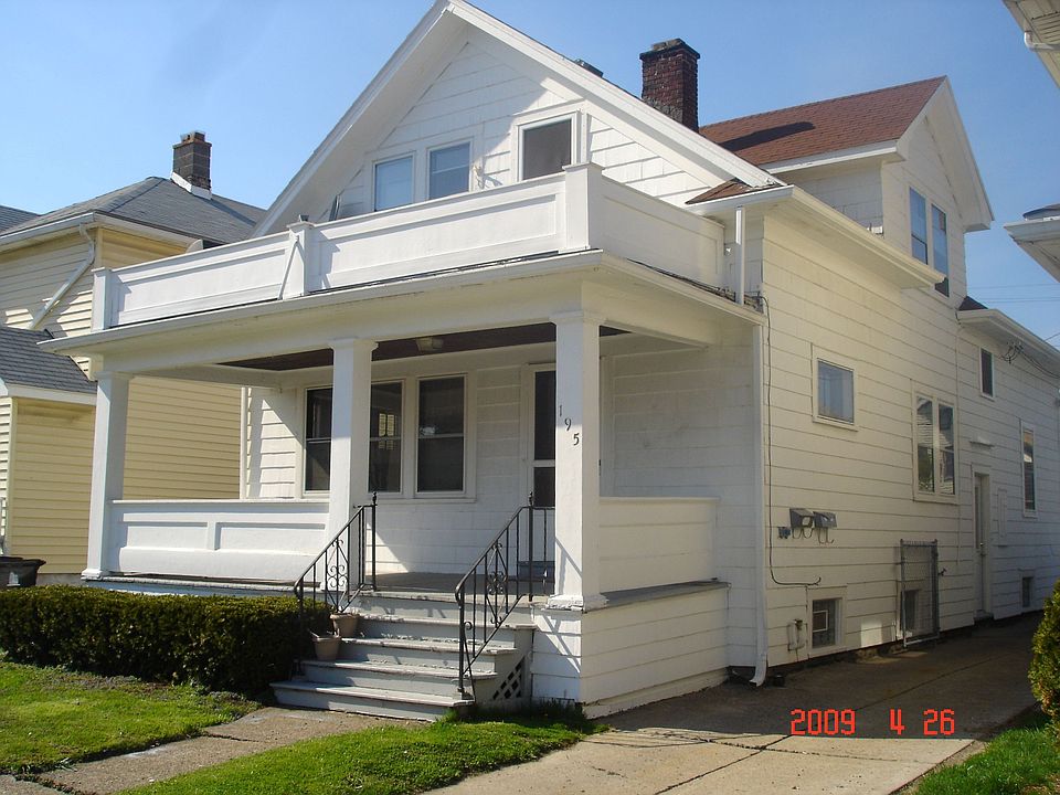 1st image of 195 W Hazeltine Ave