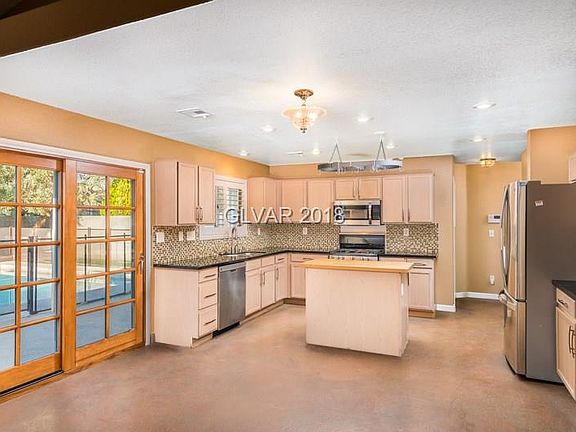 5th image of 5204 Autumn Meadow Ave