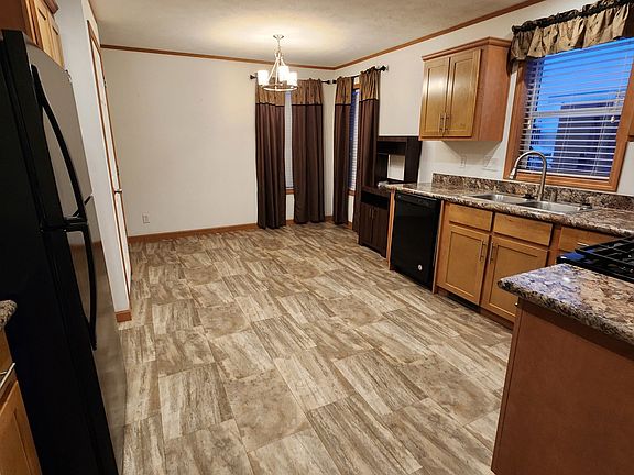 2nd image of 105 20th St NW #444