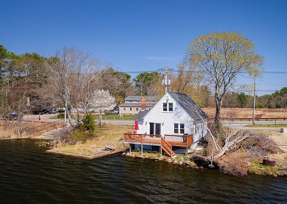 220 Mattakeesett St, Pembroke, MA 02359 Zillow