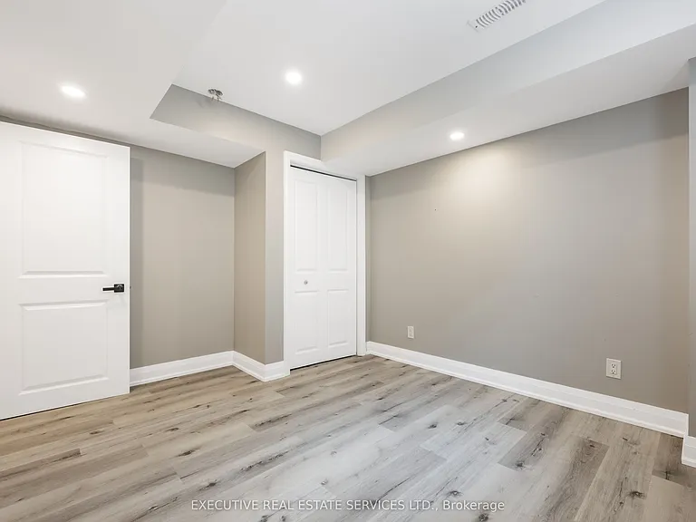 61 Truro Cir N — Photo 18