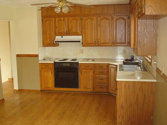 3rd image of 10204 Orenda Dr