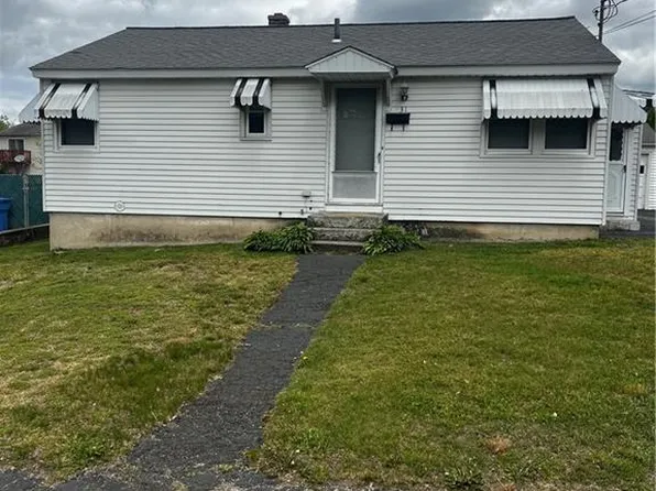 31 Meadowbrook Drive, Waterbury, CT 06706