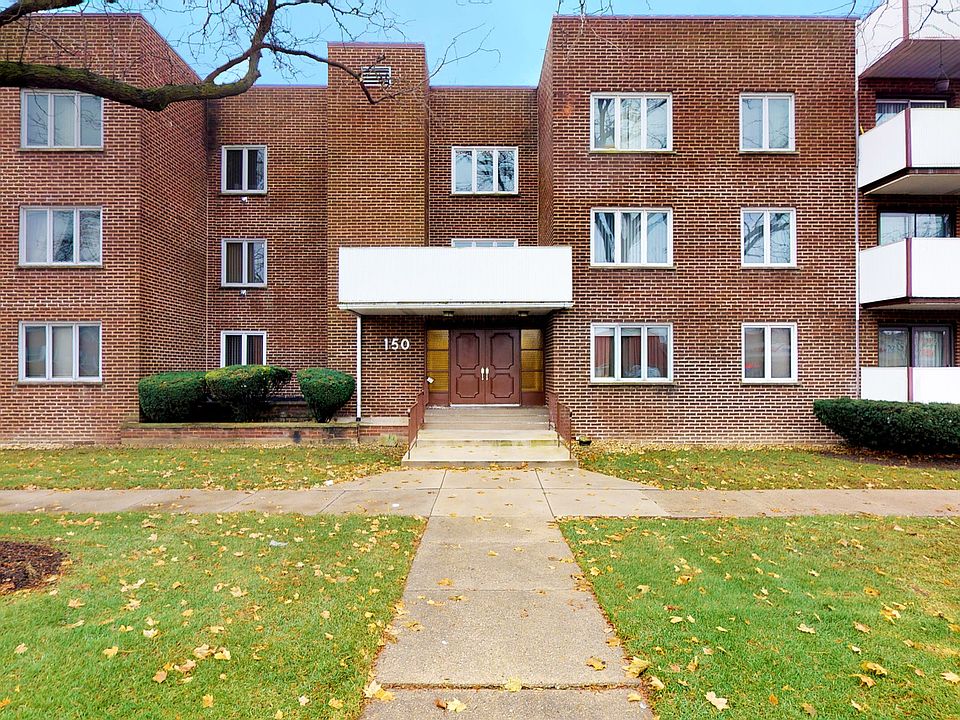 1st image of 150 E Grand Ave APT 209