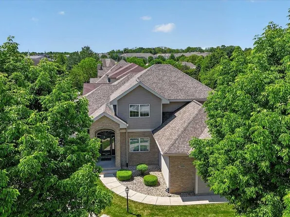 9101 Settlers Rd, Madison, WI 53717