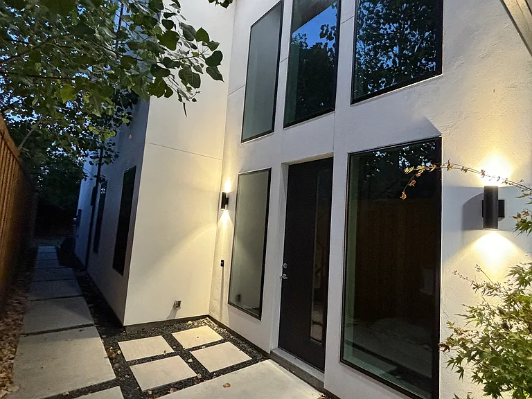 5621 Winton St — Photo 22