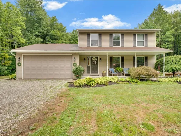 8989 Plank Rd, Montville, OH 44064