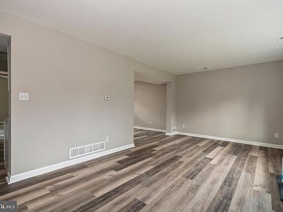 2nd image of 105 Ebbetts Dr