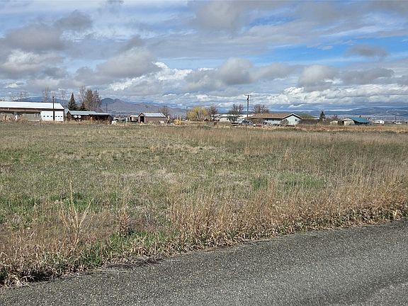 3rd image of 3780 Cupid Dr