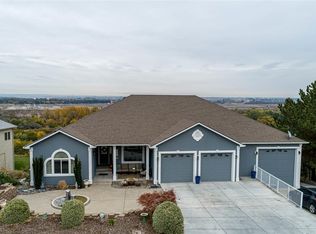 368 Riverwood St, Richland, WA 99352