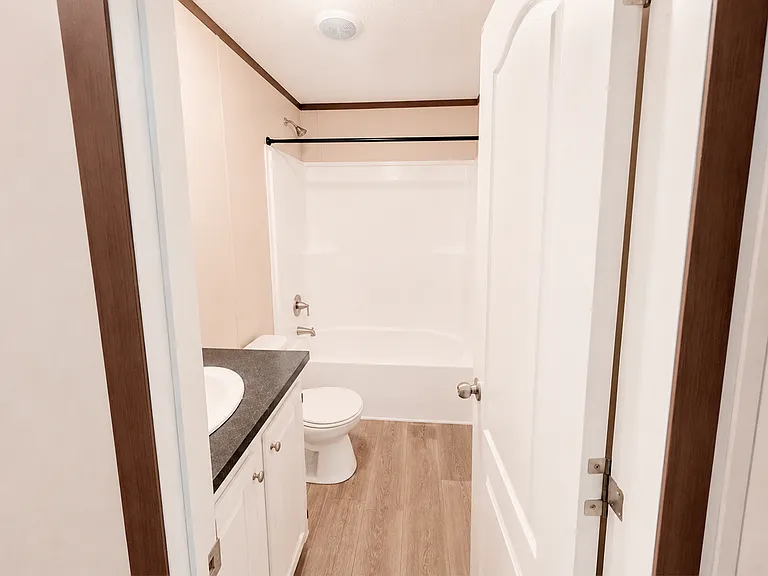 Silverstone Manufactured Home Community — Photo 17