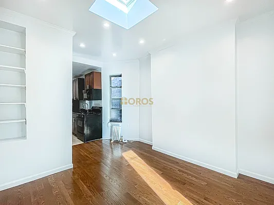 Rented by City Connections Realty | media 5