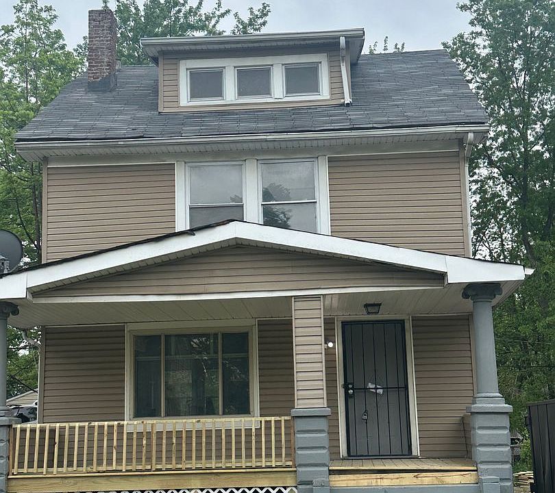 1st image of 4482 E 126th St