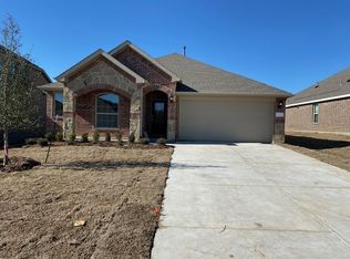 9102 Farmington Dr, Arlington, TX 76002