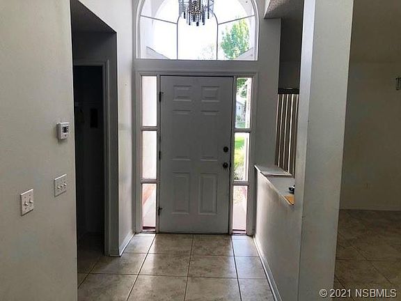 5th image of 1334 N Wembley Cir