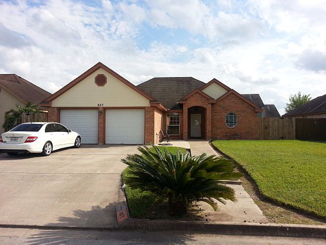 1st image of 657 Pecos Dr