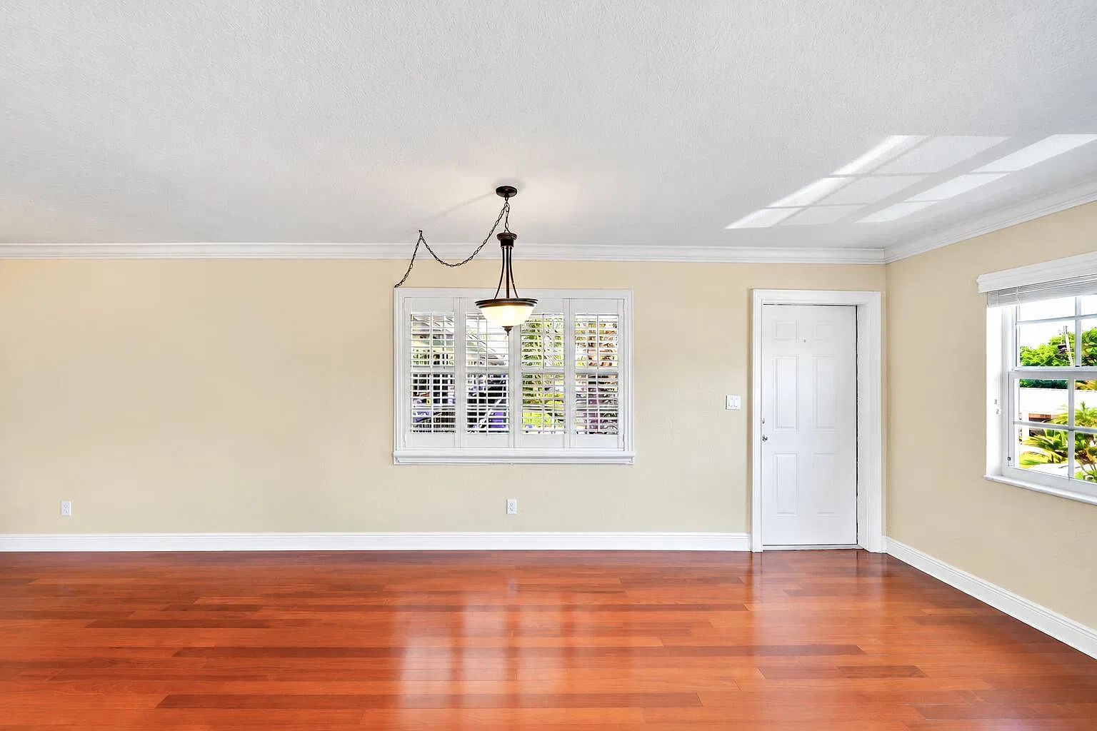 Park Ridge North — Photo 3