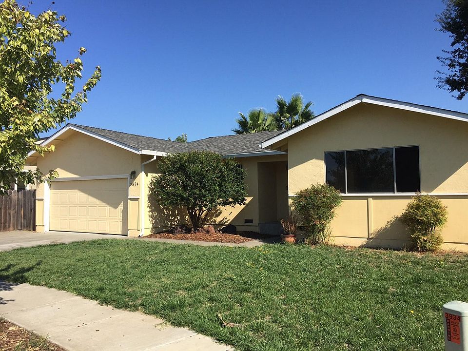 1st image of 3934 Pall Mall Ct