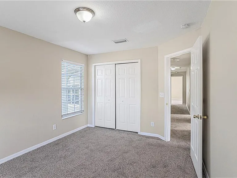 8602 Sandy Plains Dr — Photo 19