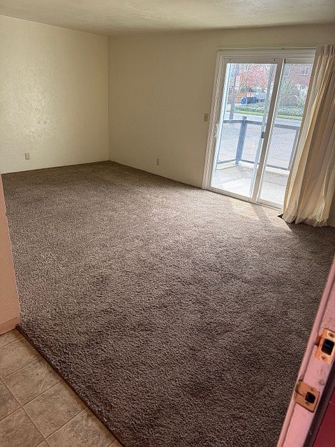 1st image of 325 E 18th Ave #11