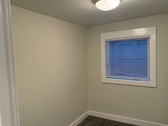 5th image of 300 Center St #300