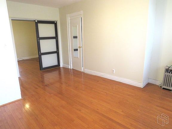 4th image of 529 18th St #2