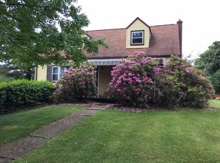 1303 Roosevelt Rd, Pittsburgh, PA 15237