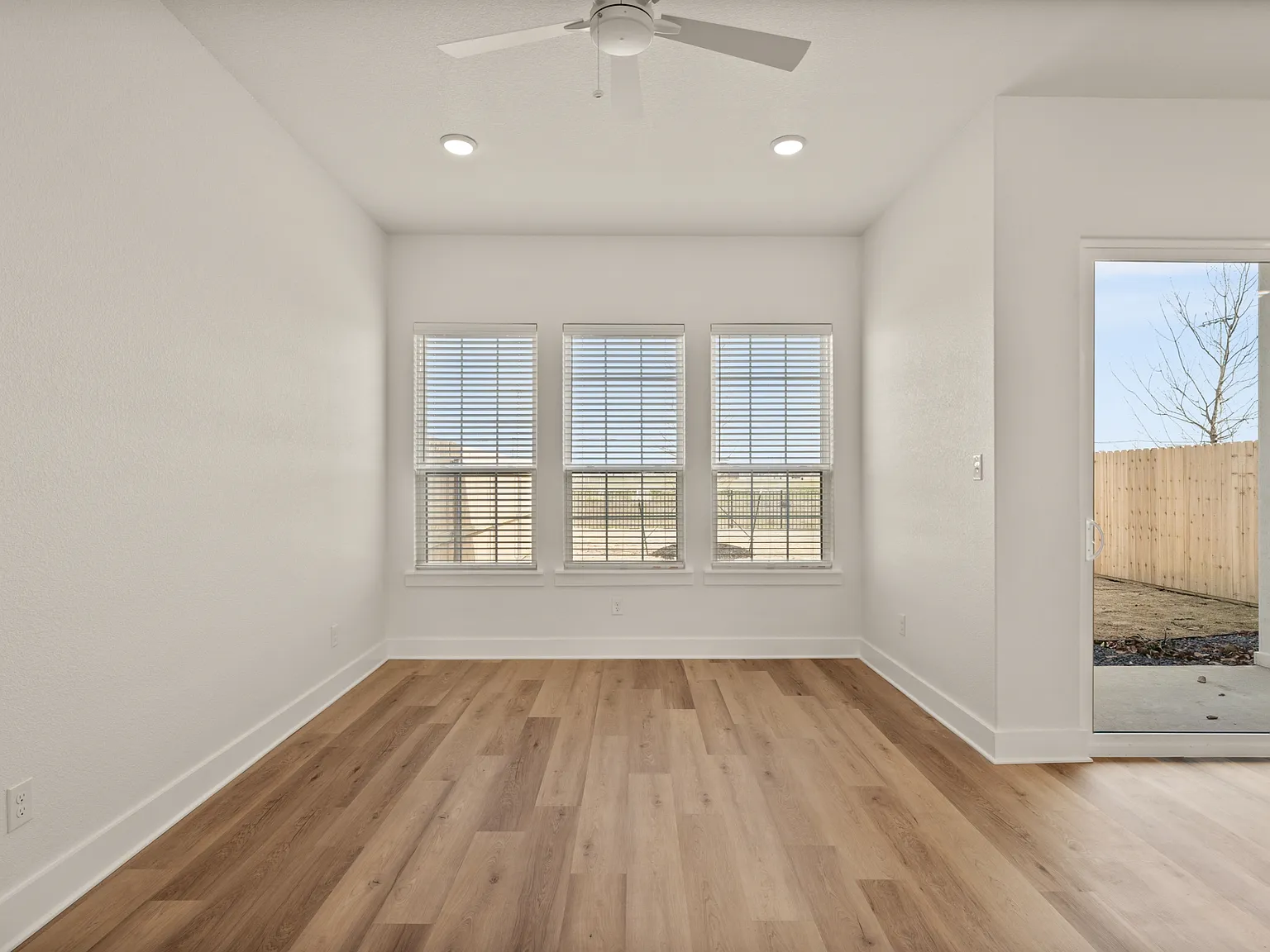6720 Abode Ave — Photo 4