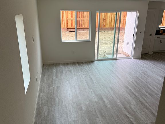 3rd image of 625 Imperial Ct