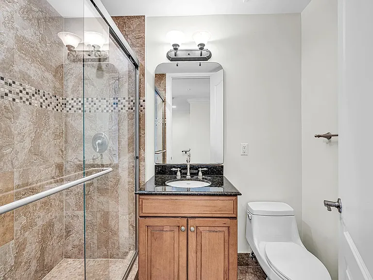 903 NE 17th Way #104 — Photo 15