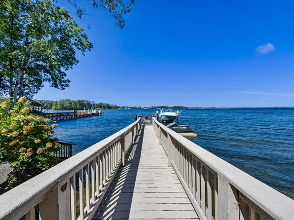 131 W Circle Dr, Lexington, SC 29072