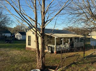 285 Bates St NE, Charleston, TN 37310