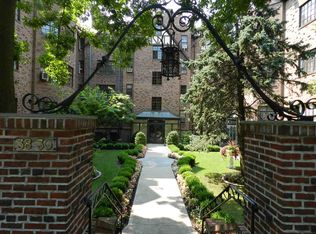 3830 Douglaston Pkwy APT G2, Douglaston, NY 11363