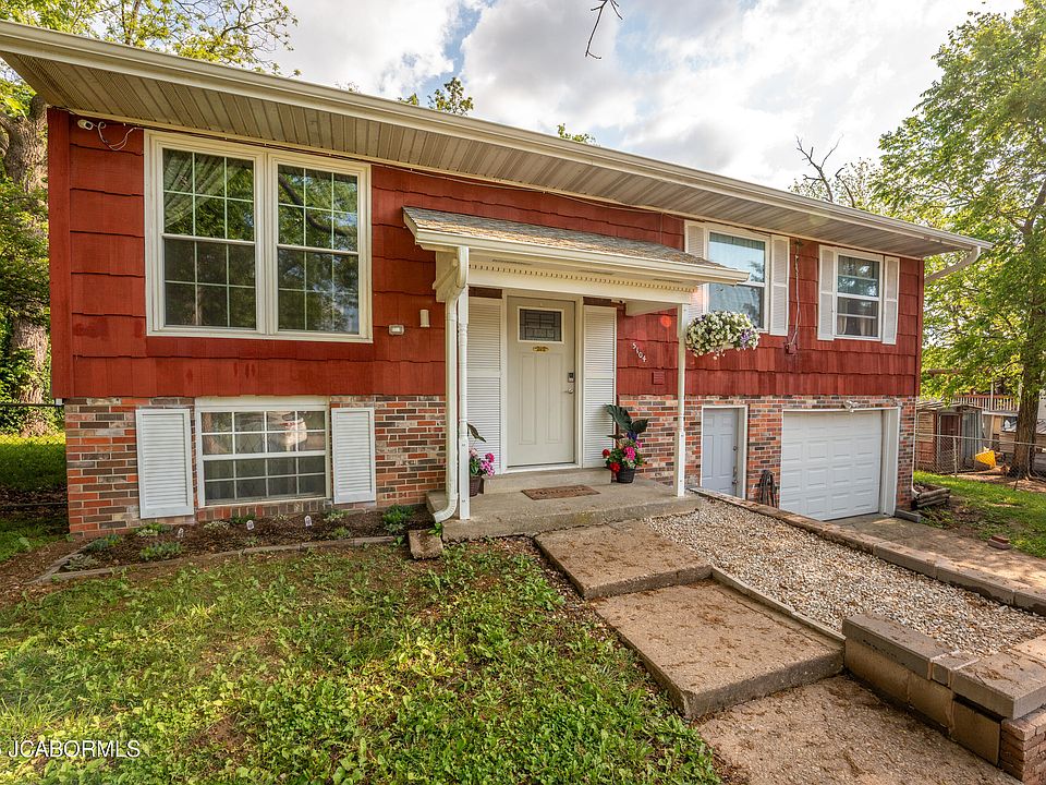 1st image of 5104 Woodway Dr