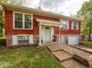 5104 Woodway Dr, Jefferson City, MO 65109