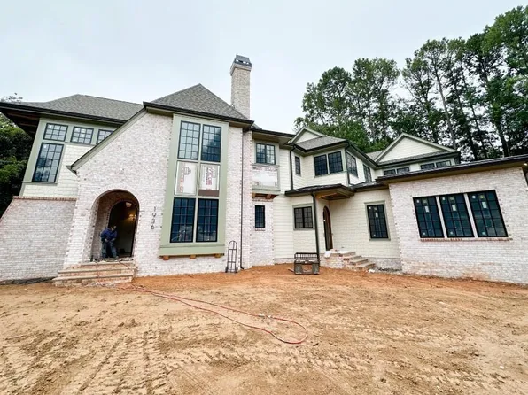 1936 Torrey Pines Pl, Raleigh, NC 27615