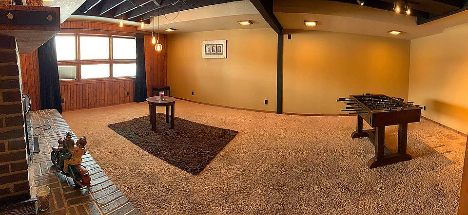 1st image of 600 W Jolyn Dr