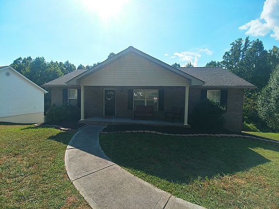 2nd image of 617 Liverpool Ln