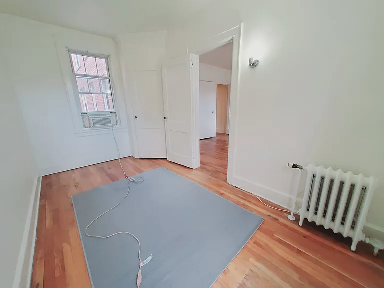639 Summer St #Q — Photo 6