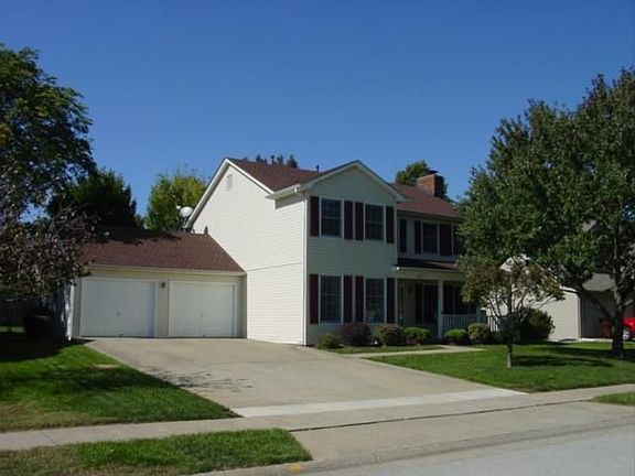 3rd image of 422 Wells Ln