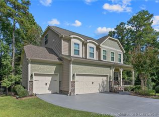 16 Spring Pond Ln, Spring Lake, NC 28390
