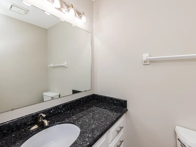 6085 Tara Hill Dr — Photo 19