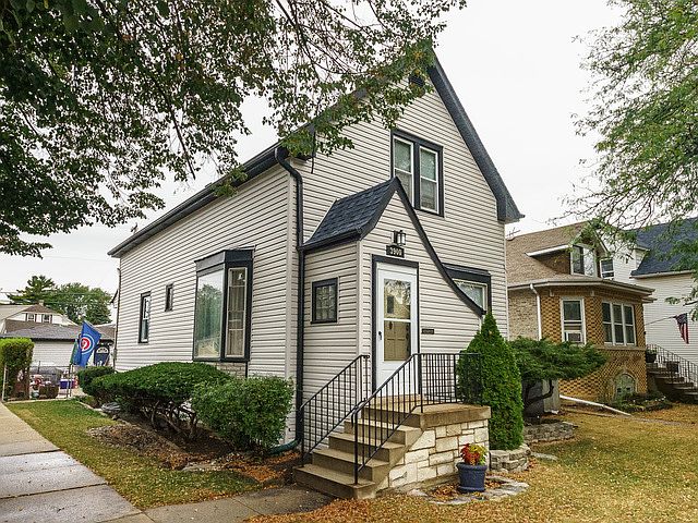 1st image of 3900 N Oak Park Ave