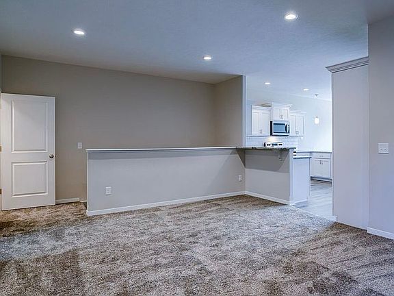 2nd image of 2944 Kings Corner Dr