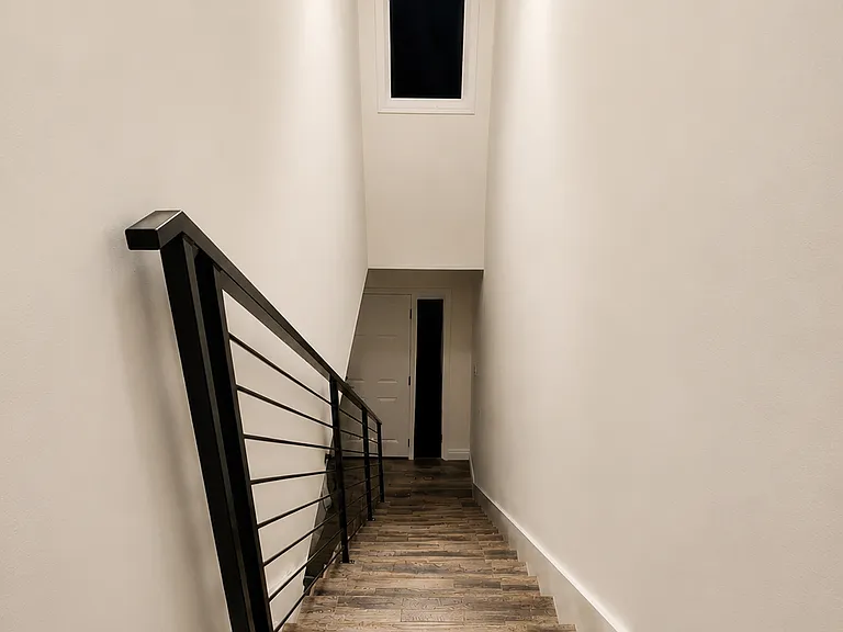 909 W Oakwood St #6 — Photo 11