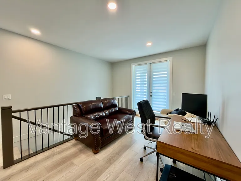 540 Barra Ln — Photo 20