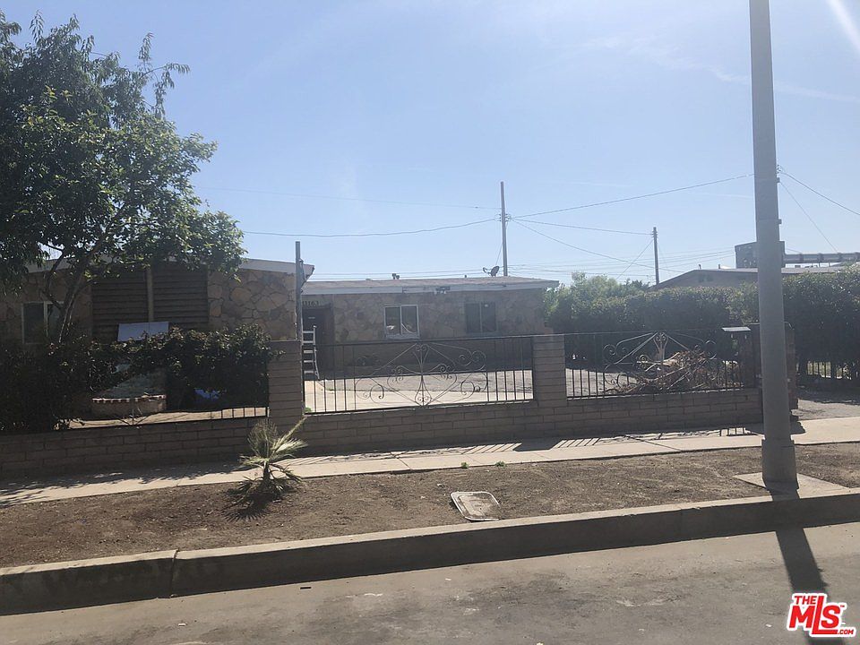1st image of 11163 Telfair Ave
